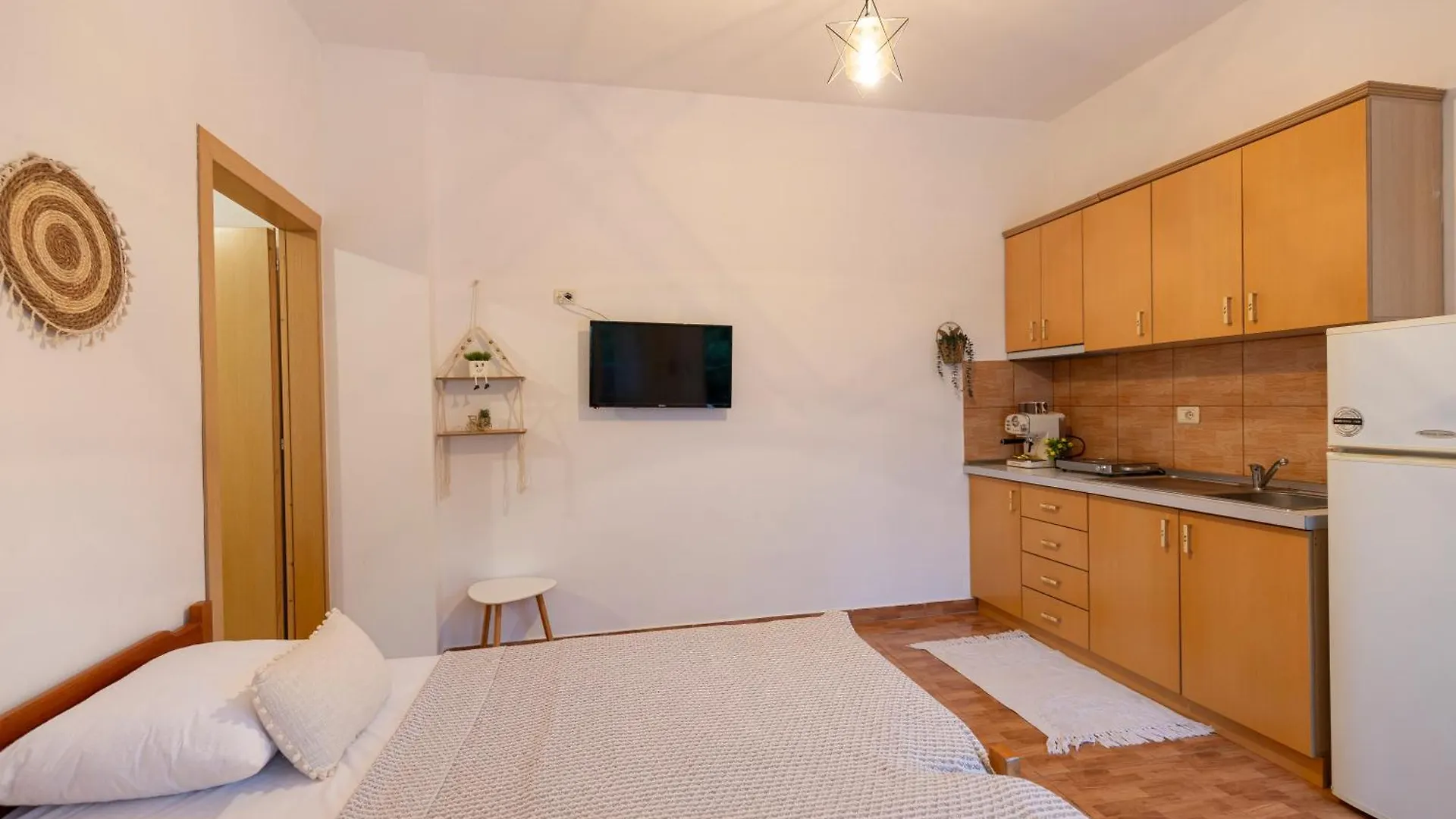Ksamil Apartments Cozy Albania